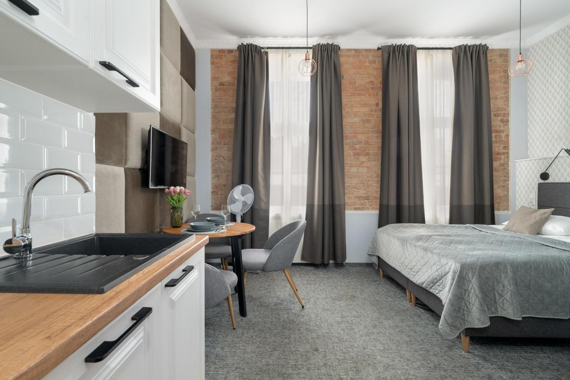 Przytulne Studia Very Berry W Poznaniu Blisko Parku By Noclegi Renters Exterior photo